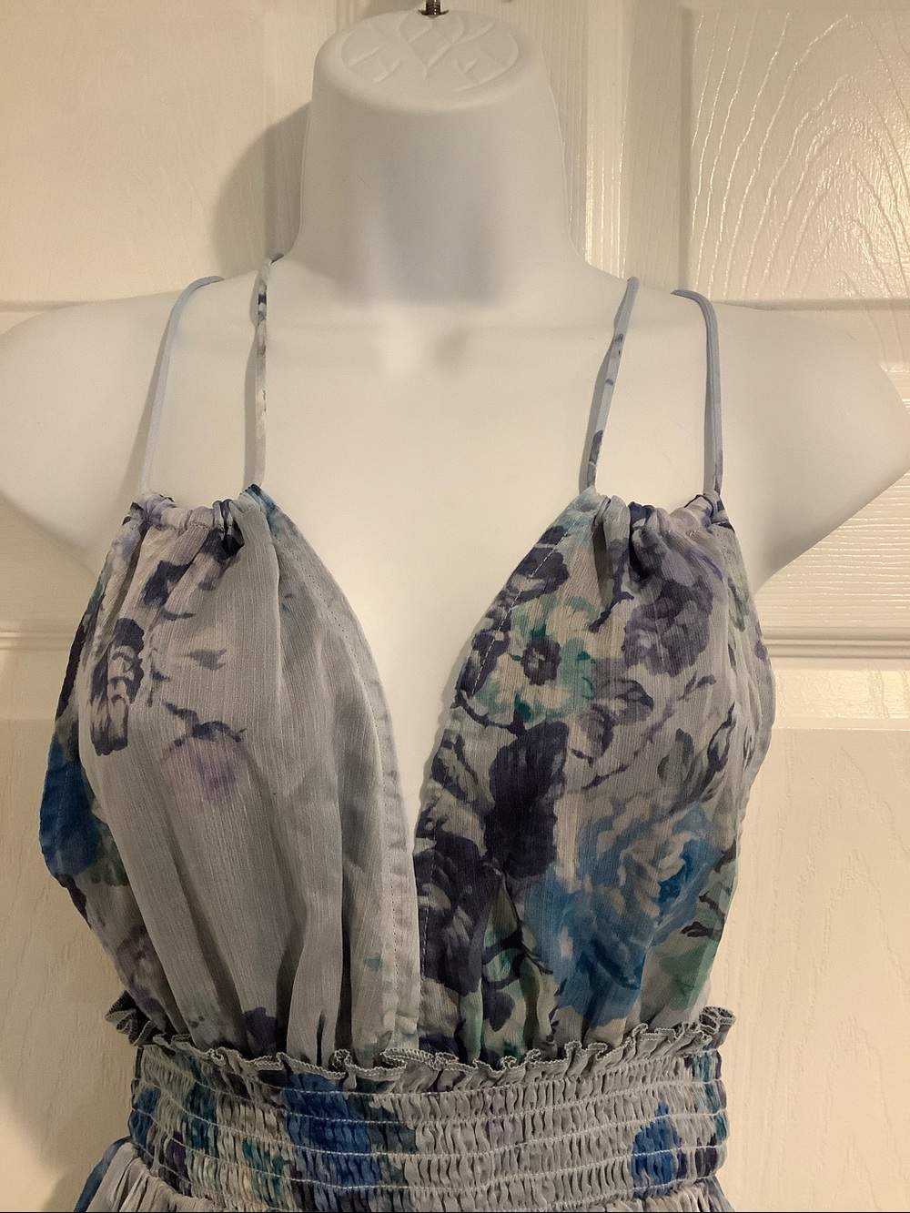 NWT LULU’S Gray/Blue Floral Strappy Tie Back Summer Wedding Guest Mini Dress S - Picture 3 of 14